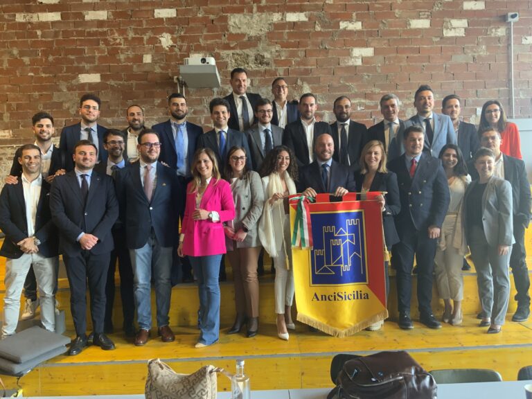 ANCI Giovani Sicilia, s’insedia il Coordinamento. Luciano Marino (presidente): “Il nuovo organismo sarà la sede privilegiata per l’approfondimento di tutti i temi d’interesse degli Enti locali”