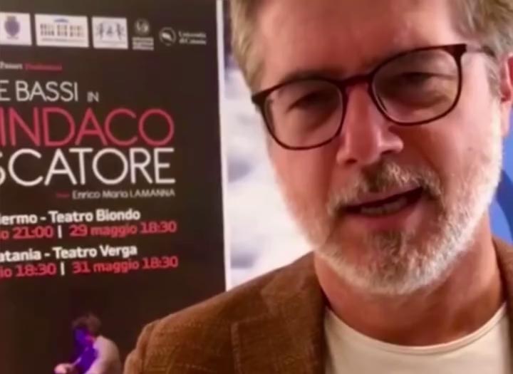 Il Sindaco Pescatore va in scena con Ettore Bassi