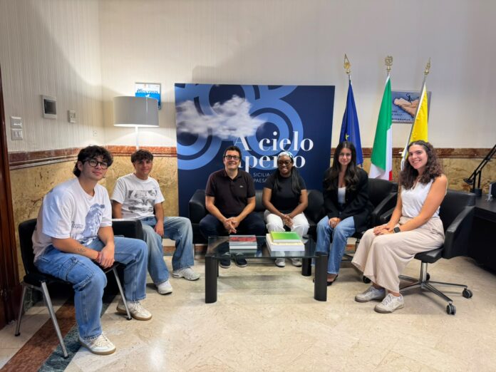 GIOVANI VOLONTARI SERVIZIO CIVILE