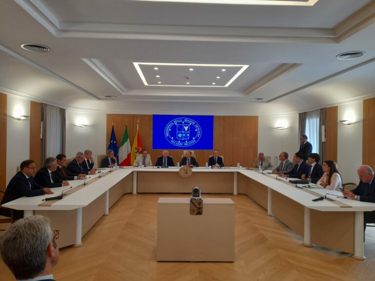 Legge di stabilità, l’ANCI Sicilia ha incontrato il presidente della Regione