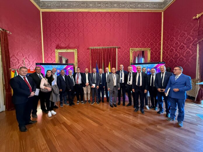SINDACI PICCOLI COMUNI CON AMENTA E ALVANO