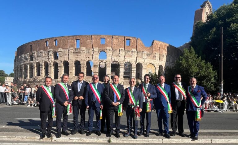 FESTA DELLA REPUBBLICA. ANCI SICILIA PARTECIPA ALLA PARATA DEI FORI IMPERIALI